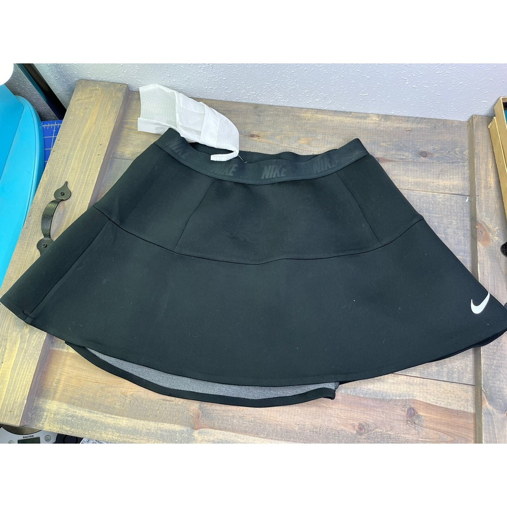 Nike Golf Tour Performance Dri fit Womens Black Skirt M No Linner‎ #5235